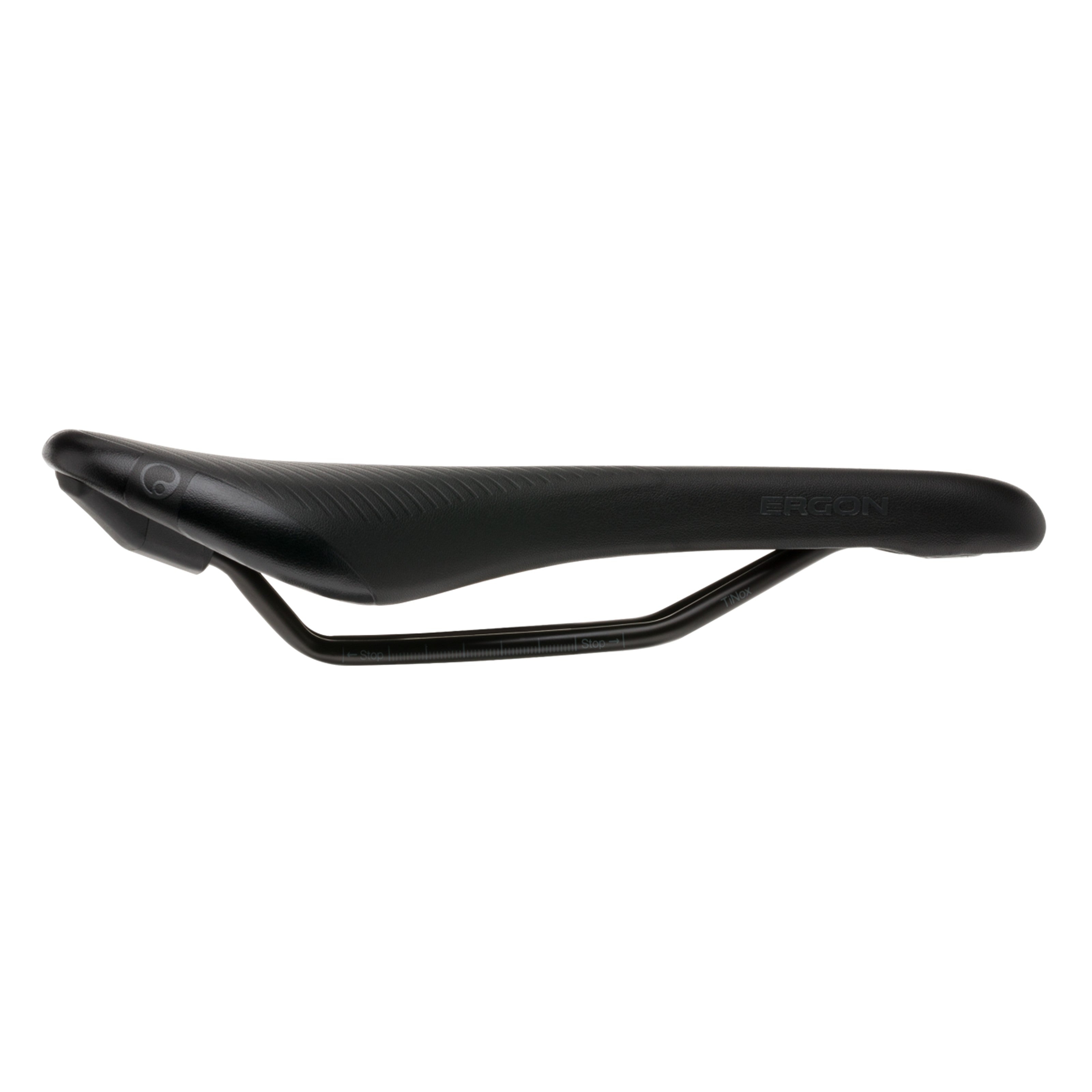 Side view of Ergon SM Pro Comp saddle highlighting flat shape and padding contours
