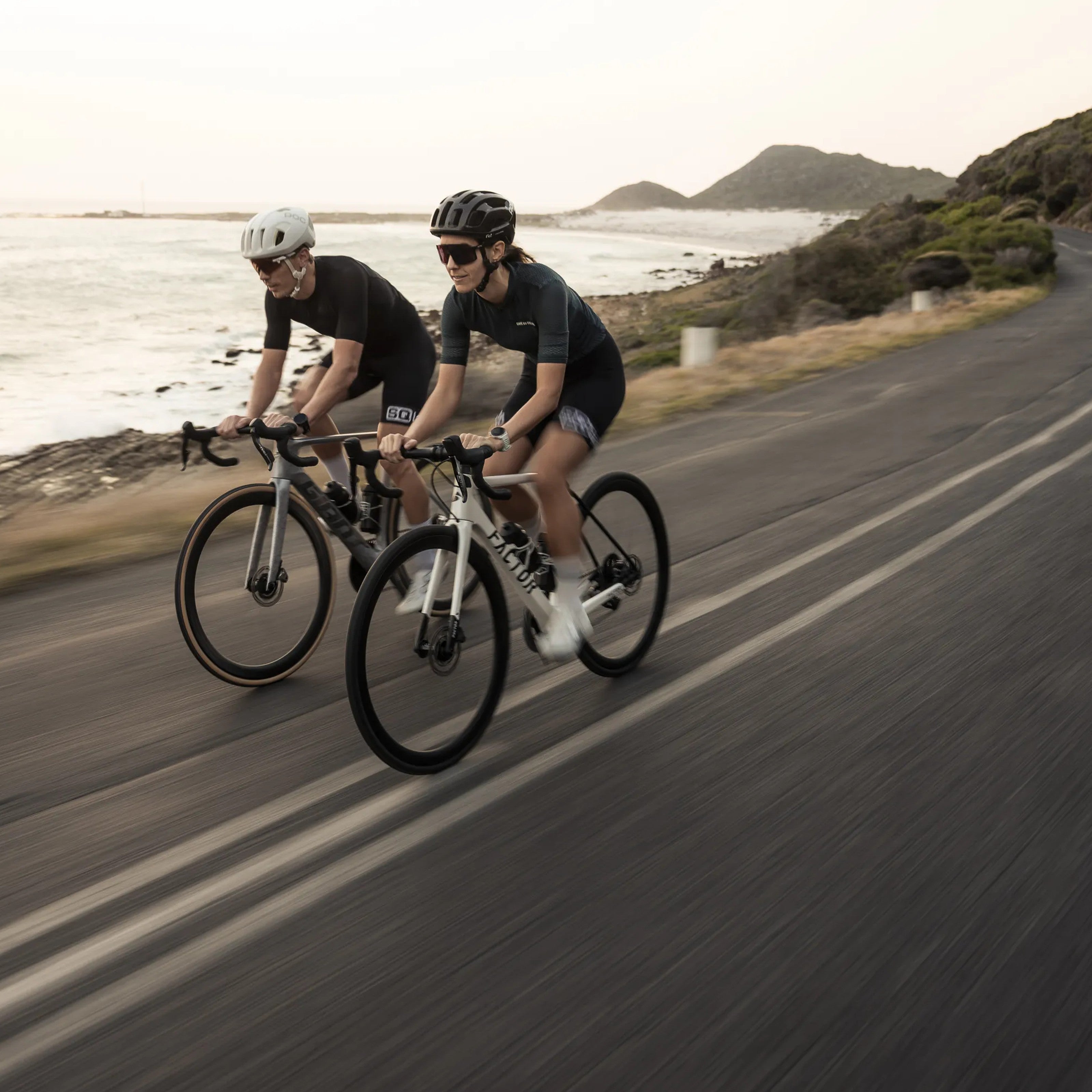 Road cyclists riding with SQLab 612 Ergowave Active 2.2 saddle on performance road bike