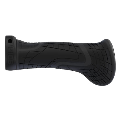 SQLab 710 grip from above, highlighting raised palm area and inward curve for wrist alignment